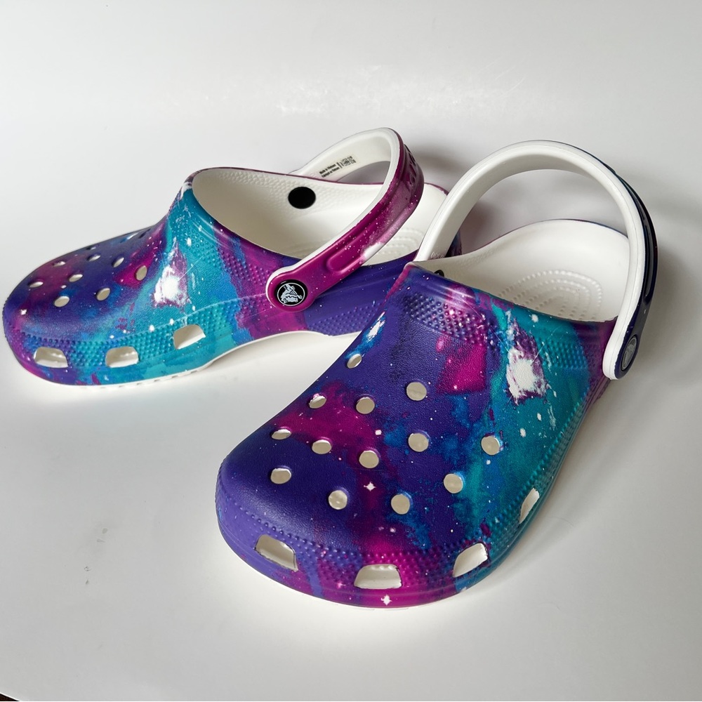 Crocs Classic Clog “Out of this World” M5/W7